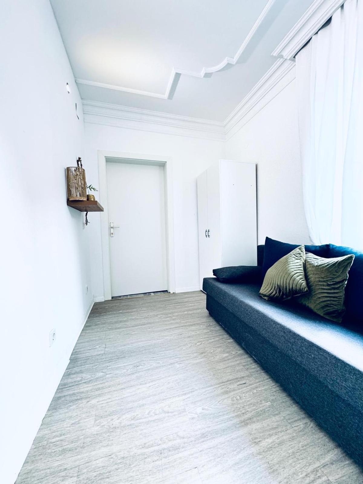 Affordable 4br Shared Apartment, 10 Min To Fac Platz Apartmán